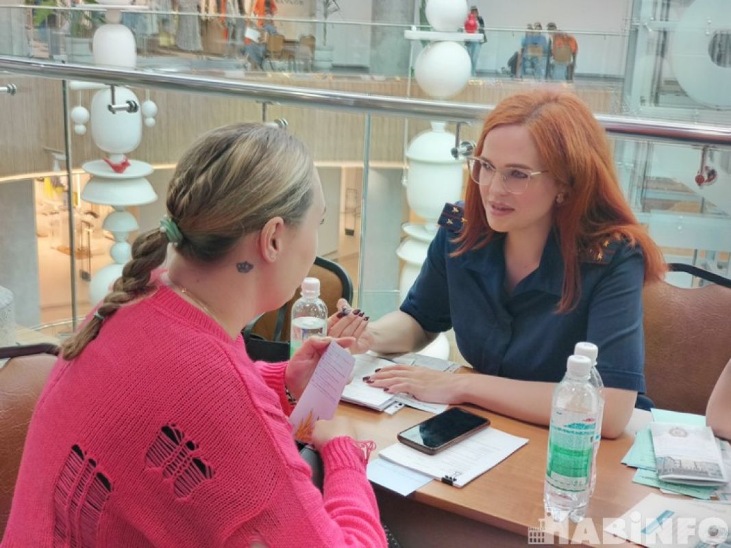 Какую работу и зарплату предлагали хабаровчанам на ярмарке вакансий
