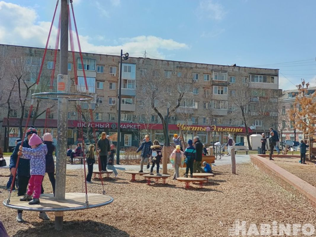 Пережила ли свою первую зиму обновлённая площадь Блюхера?