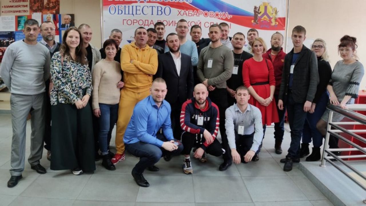 Не тянется к бутылке: президентский грант поможет хабаровчанам избавиться от зависимости